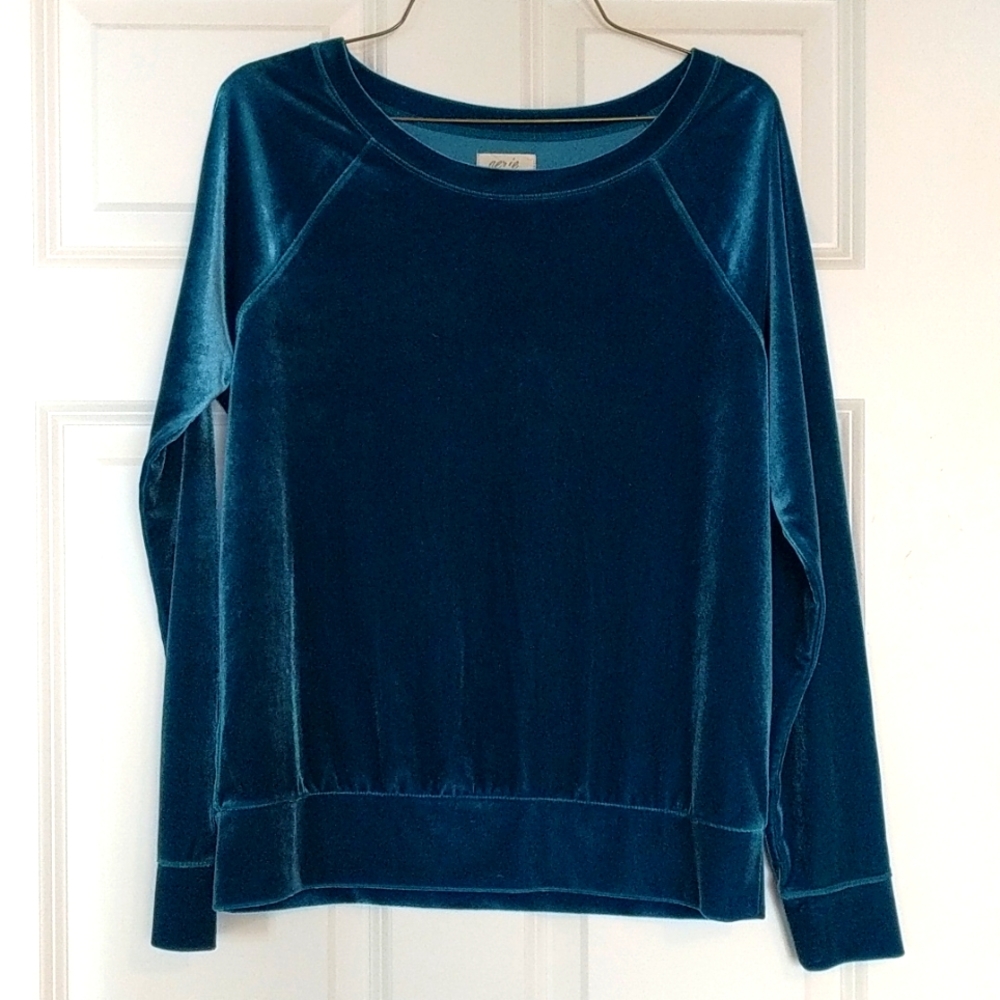 Aerie Velvet Top